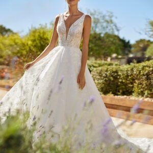 Serbal trouwjurk met patroon van adriana alier by rosa clara