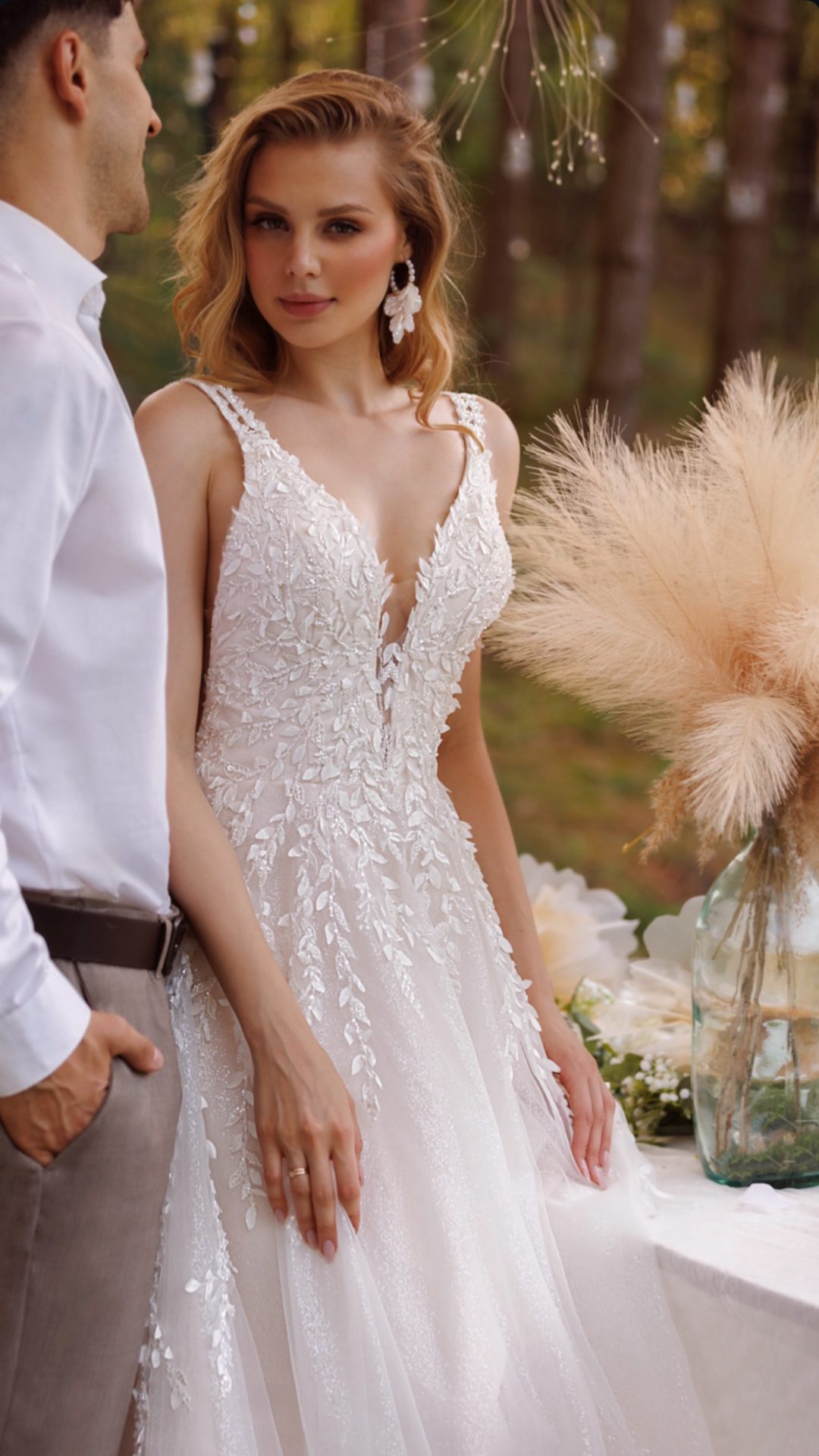 Dreamy blushroze trouwjurk met glittertule om bij weg te dromen.