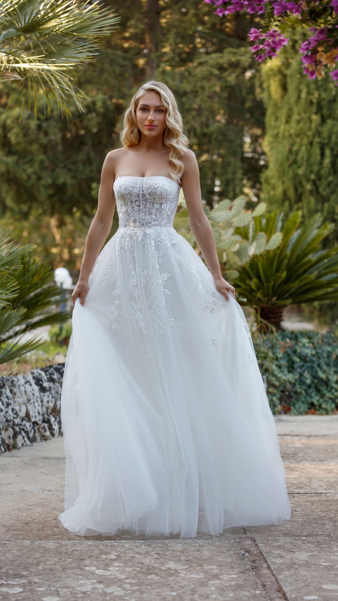 rhania tule bruidsjurk met kant van jarice belgisch A lijn